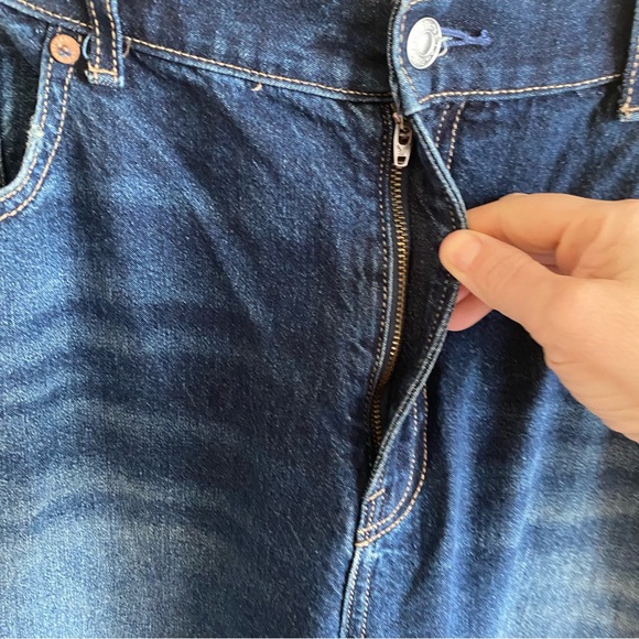 AE Women's Ex Boyfriend Jeans Size 14 Fits Size 16 - Picture 5 of 16